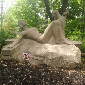 Meet your Posher, Carla